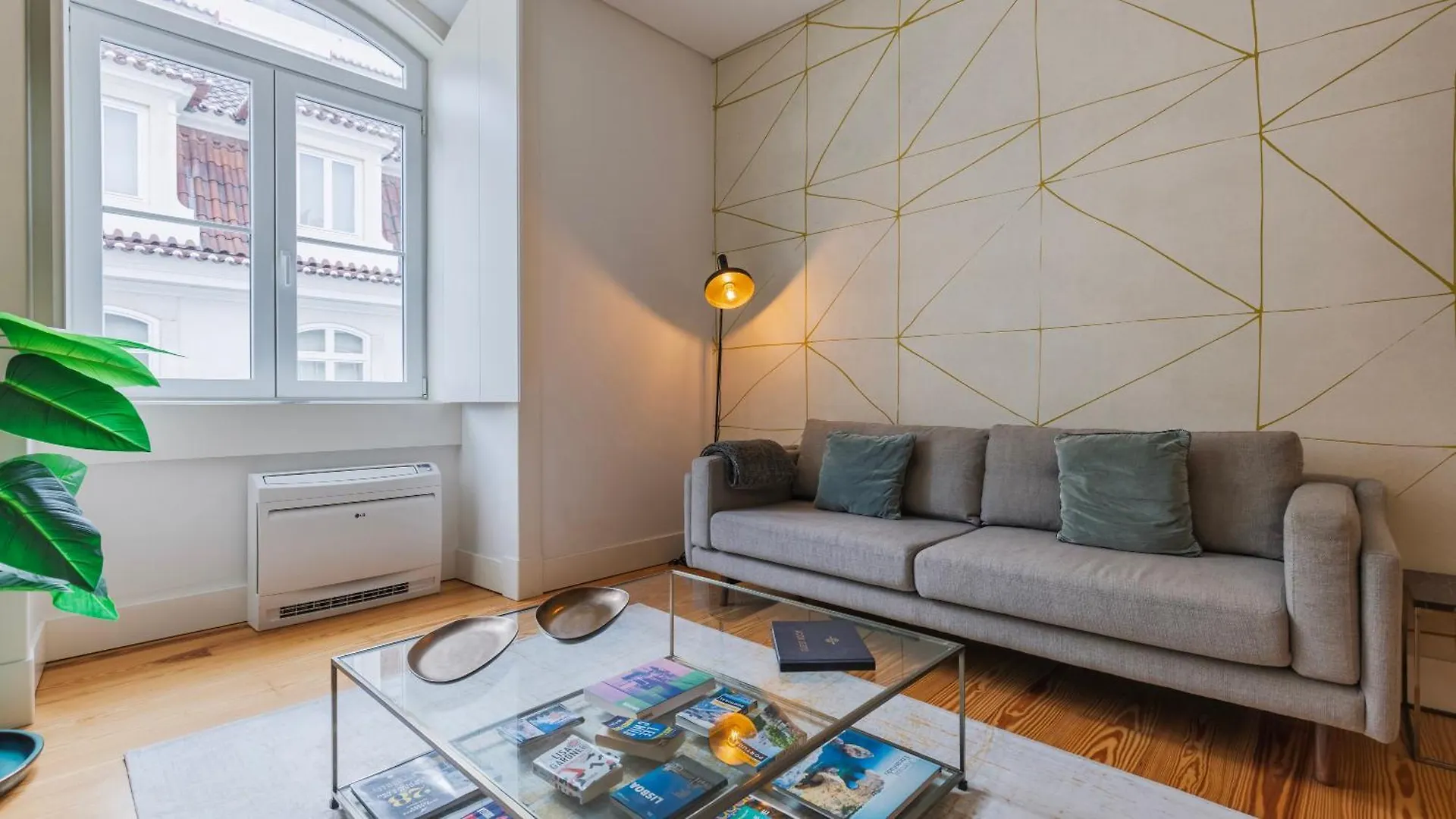 Downtown Sleek Apartment By Lovelystay Lisboa